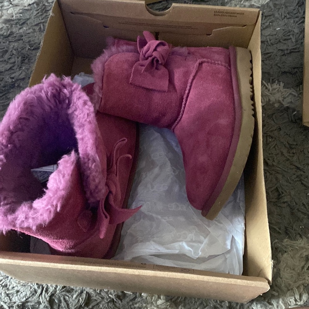 Ugg